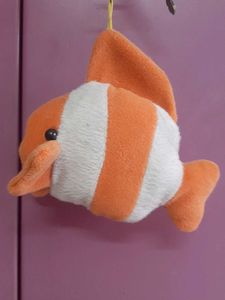 From USA Disneyland - NEMO Cap &amp; keychain