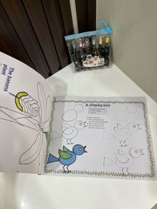 Art Activities Book with Highlighters Set