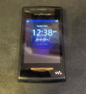 Vintage Sony Ericsson Yendo Touch Phone