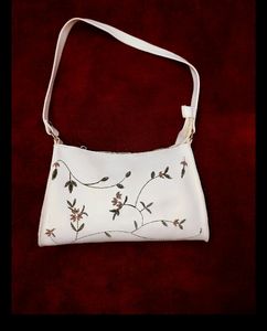 Trendy White Shoulder Bag