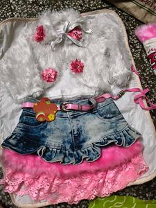 Adorable Baby Girl Outfit Set