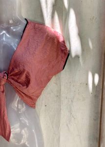 Chic Pink Tie-Front Crop Top