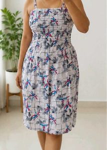 Chic Floral Print Smocked Dress