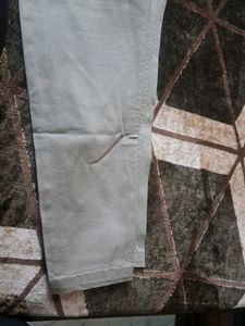 Unused And Untouched Size 34