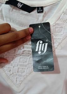 White T-shirt For Woman 🤍✅