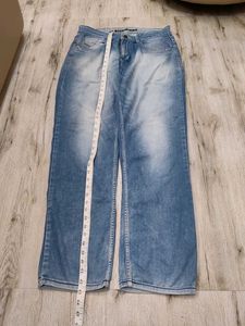 Ma5726 Matrix jeans waist 32 inches