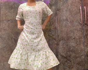 green dress