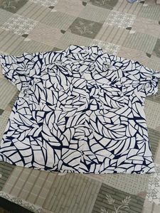 White &amp; Blue Leaf Print Shirt