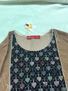 Embellished Velvet Kurta