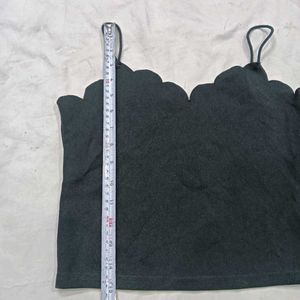Black ❤️‍🔥Scalloped Strap Tank Top