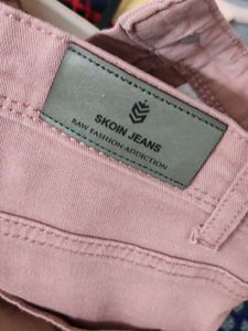 Stylish Mauve Wide-Leg Trousers