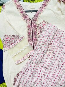 Elegant Floral Print Cotton Kurta