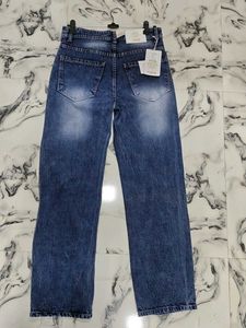 Men's Relaxed Fit Distressed Denim Jeans