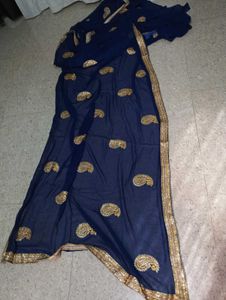 Elegant Navy Blue Saree with Gold Embellishments