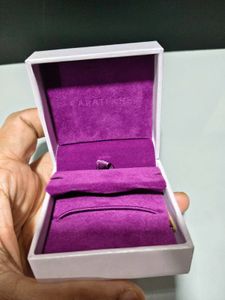 Caratlane ear ring box