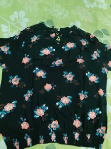 Floral Print Bell Sleeve Top