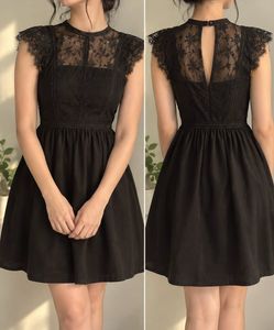 Elegant Black Lace Cap Sleeve Dress