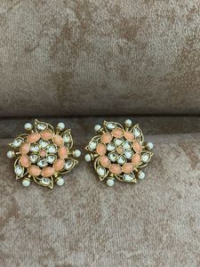 Beautiful Peach & White Stud Earrings