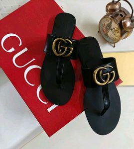 Gucci Thong Slides