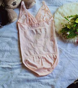 Women's Shaping Bodysuit