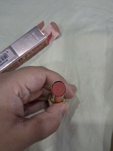 Lakme Powerplay Priming Matte Lipstick(Unused)