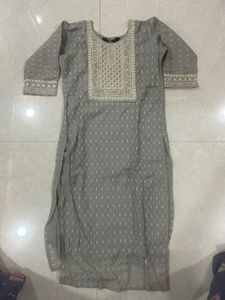 Elegant Grey Kurta with Embellished Neckline