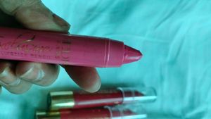 Brand new Set of 3 Lipsticks