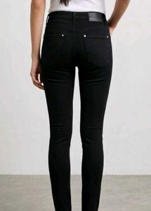 Classic Black Skinny Pants