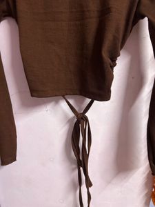 Brown Tie-Back Long Sleeve Crop Top