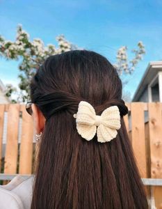 Crochet Bow Hair Clip