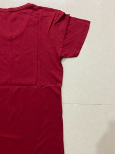 Wrangler Maroon V-Neck T-Shirt