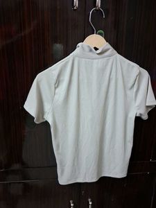 Stylish Beige Top with Zipper Detail