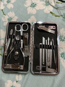 Complete Manicure & Pedicure Set