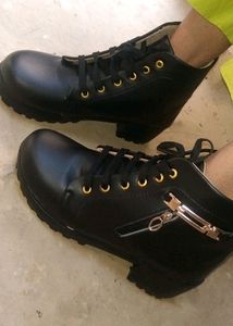 Boots For Women