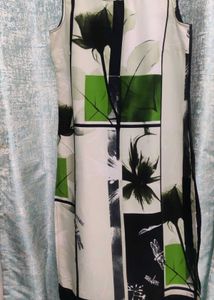 Branded Geometric Print Sleeveless kurti✨