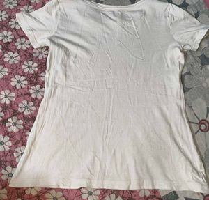 🌹Pack of 2 T-shirts 🌹