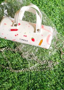 Clinique mini duffle bag with Chain
