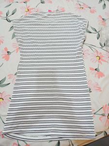 Classic Black &amp; White Striped Ribbed To