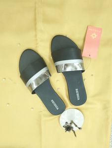 Vishudh Women Black,Sliver Flats