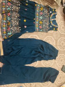 New party Embroidered suit for 5-7 years gir