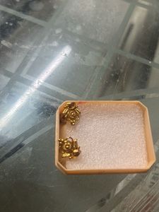 1 gm Gold Plated Floral Stud Earrings