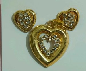 Heart Shaped Pendant & Earrings Set