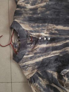 Stylish Abstract Print Puff Sleeve Top