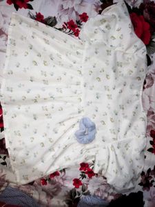 Cute Floral Puff Sleeve Top