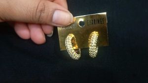 4 Pairs Antiternish Earrings