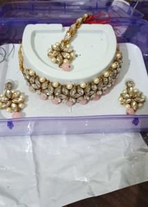 Elegant Kundan Jewelry Set