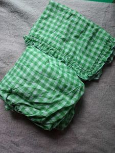 Gingham print bedsheet &amp; pillow cover