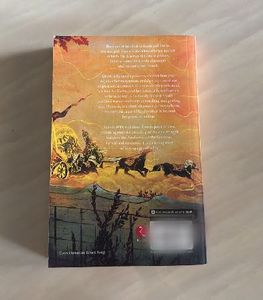 Karna's Wife: The Outcast's Queen by Kavita Kane