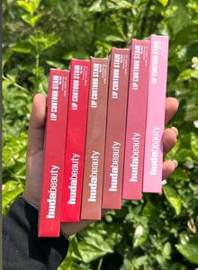 Huda Beauty Lip Contour Stain