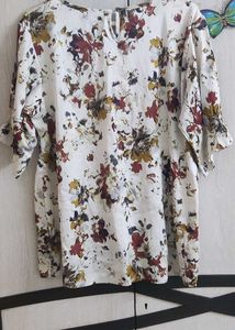 Flowy Floral Print Top